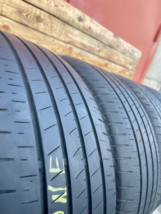 Літні шини 225/50 R18 Bridgestone