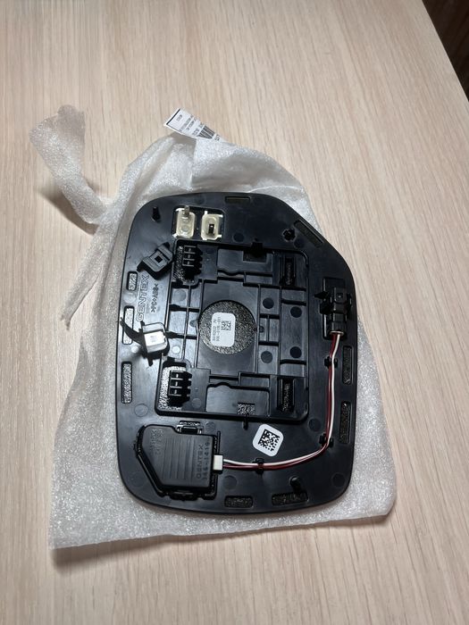 Правий вкладиш дзеркала заднього виду. Ремкомплект  правого дзеркала.