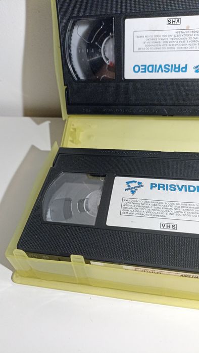 2 VHS da Abelha Maia