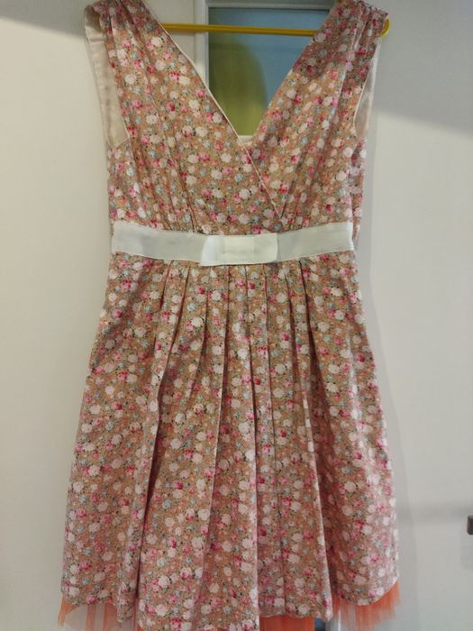 Piękna Sukienka wizytowa