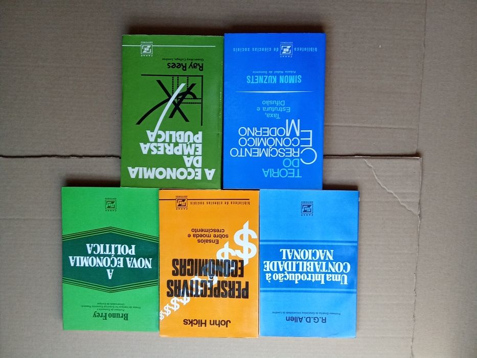 Livros de economia