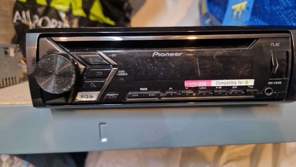 Varios Autoradios 2 Din e 1 Din