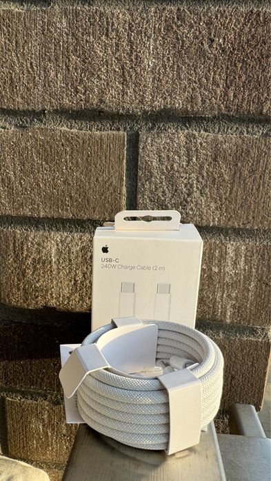 Zestaw Ladowarka 35W na 2 złacza Usb-C + Kabel Usb-C Usb-C 2M 240W