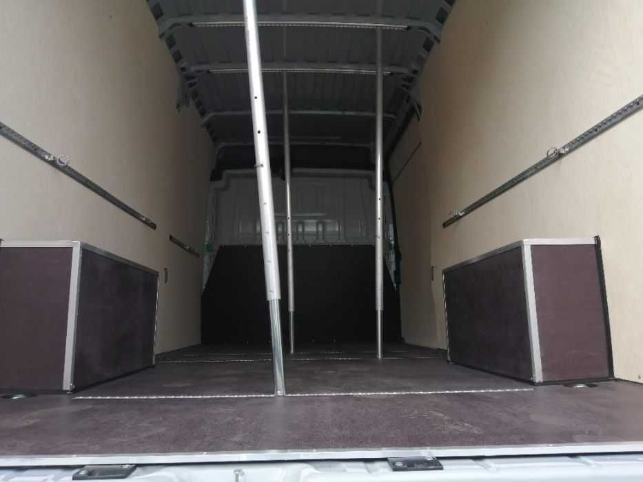 Fiat Ducato L4H2 Standardowa zabudowa przestrzeni ładunkowej KNAUTECH