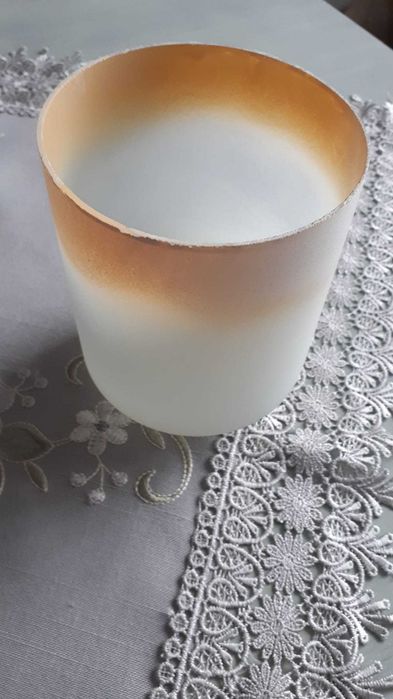 Klosze do lampy 5 sztuk białe do żyrandola w dobrym stanie beżowe