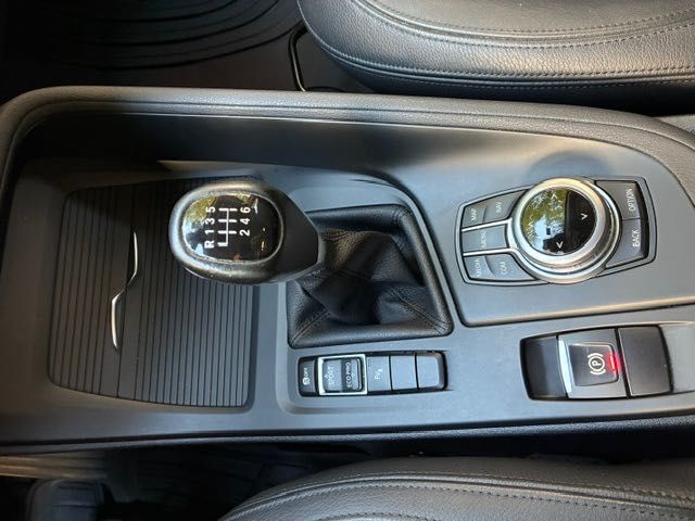 BMW X1 sDrive16d, em excelente estado, praticamente como novo, muito bem estimado e sempre guardado em garagem.