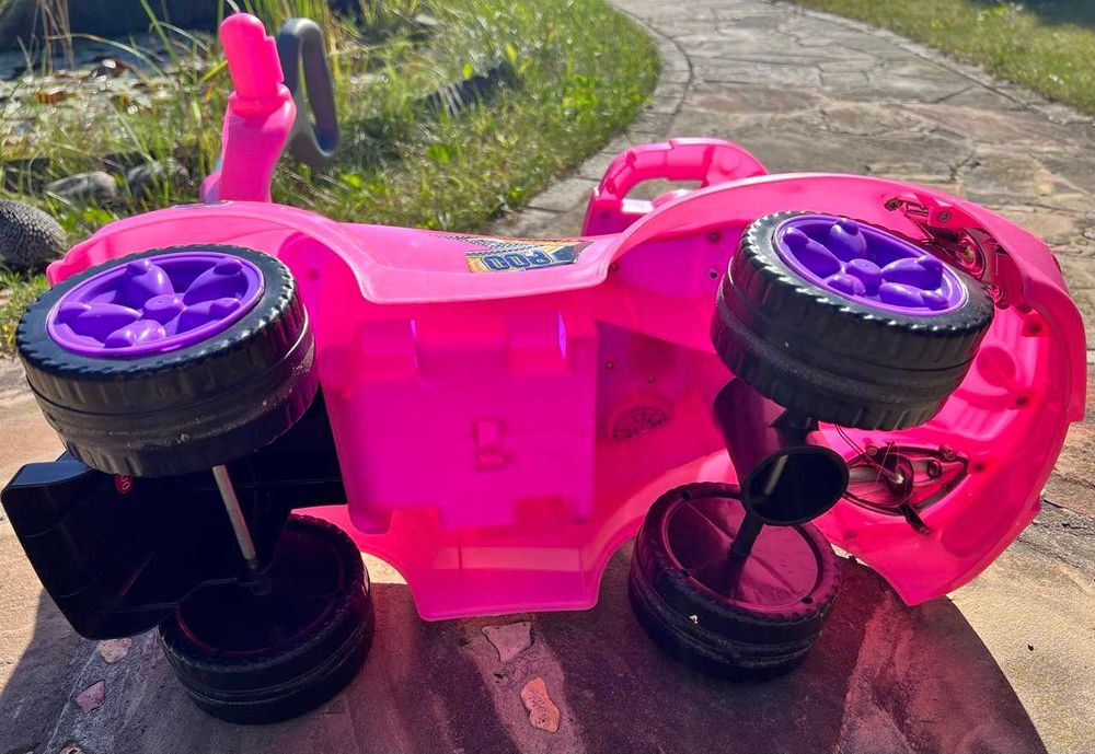 Машинка-толокар для вашего малыша. Для первых поездок ребенка)