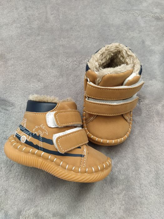 Демісезонні черевички 18 розміру