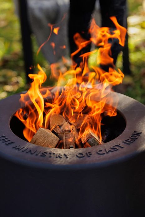 Żeliwne bezdymne palenisko grill