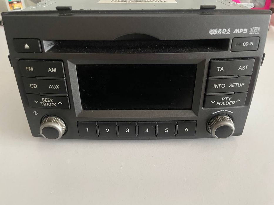 Продам штатну магнітолу Hyundai/Kia 961602G700T0 на KIA Magentis 3