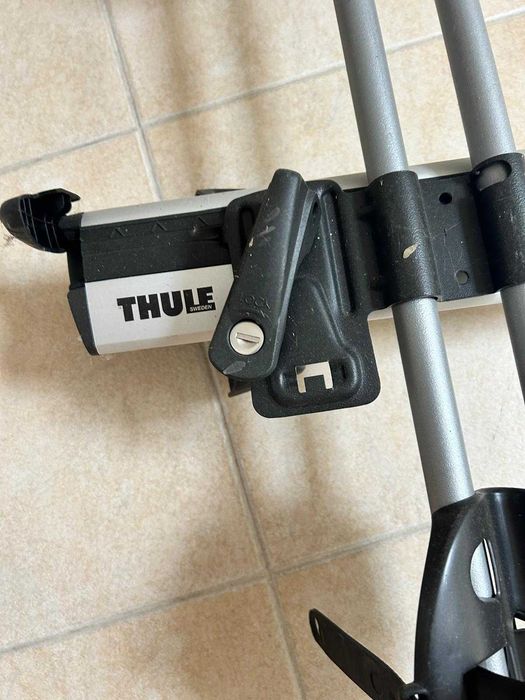 Suporte Thule para duas bicicletas