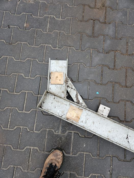 Wiązary dachowe 8m szerokości hala wiata konstrukcja