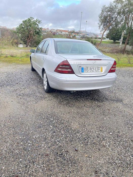 MERCEDES c220 w203