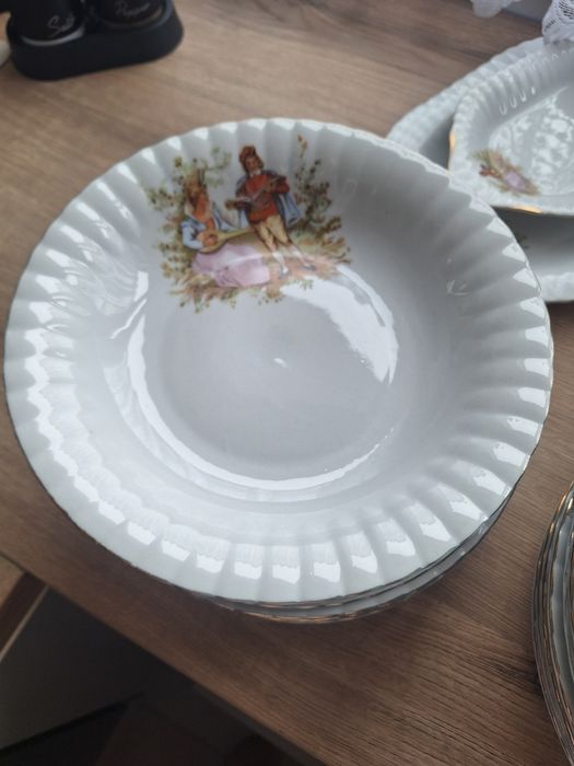 Zestaw obiadowy dla 12 osób Chodzież