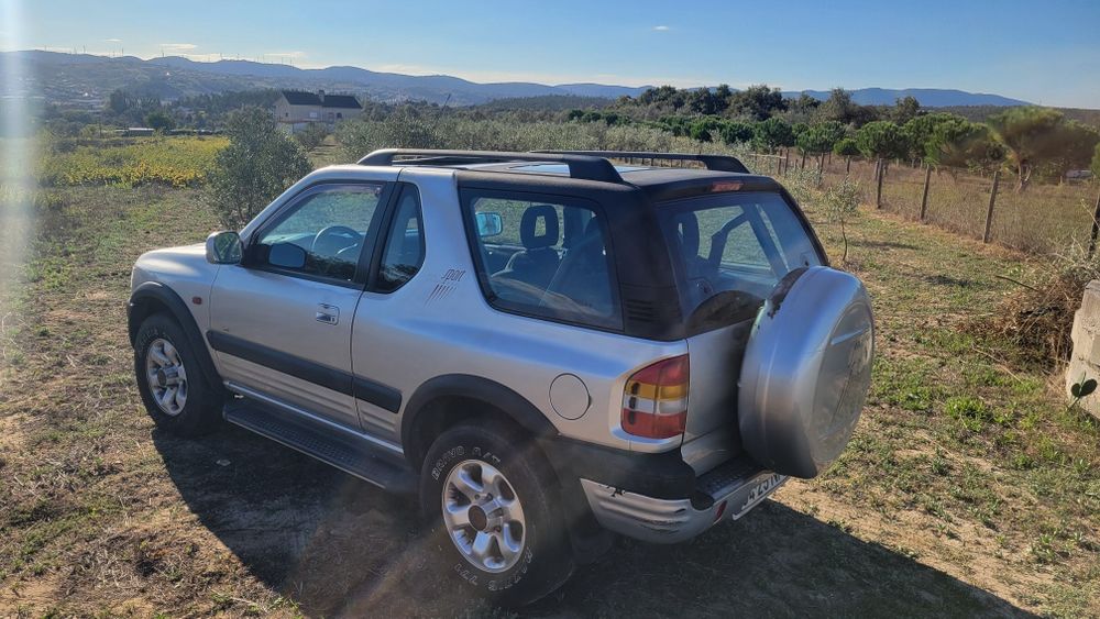 Opel Frontera Sport 2.2 DTI – 4x4 — photo 5