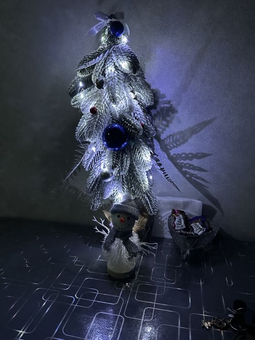 Здам подобово квартиру з великим заскленим балконо