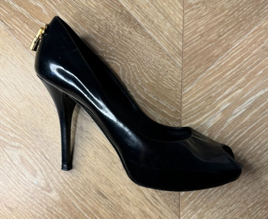 Sapatos Louis Vuitton