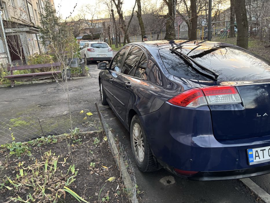 Продається лагуна3