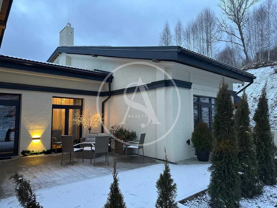 Будинок 200 кв.м. в котеджному містечку Карпати Славське Львівська