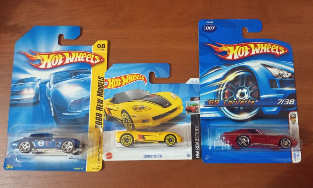 Игрушки hot wheels, bakugan, pokemon