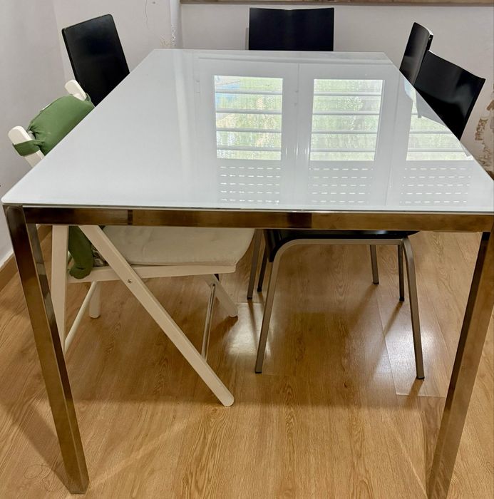 Mesa IKEA TORSBY 135 x 85