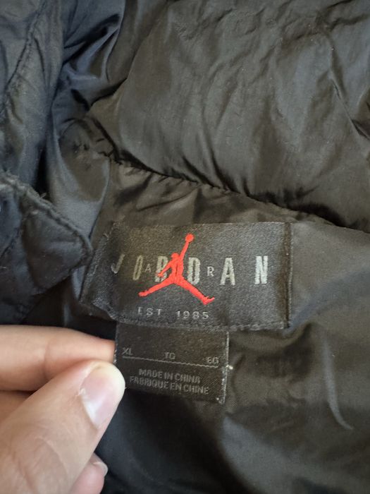 Пуховик jordan Essentials