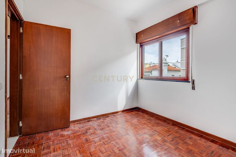Apartamento T 4  em Faro no centro da cidade a 300m do mercado Municip