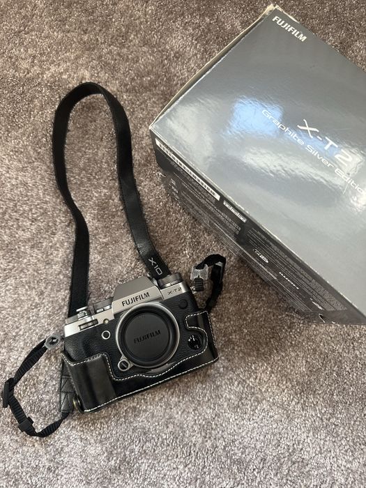 Fujifilm X-T2 (body)