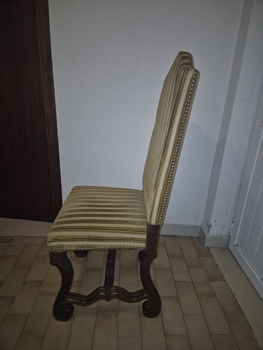 Vendo cadeiras, rústicas