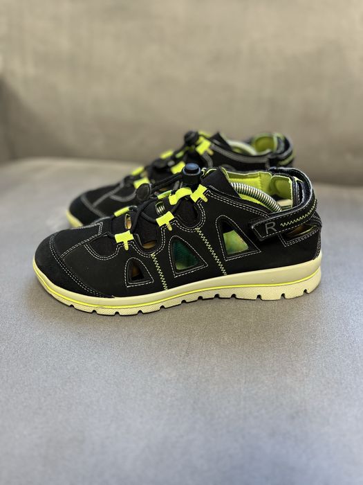 Кросівки сандалі на літо теплу осінь і весну ricosta 41р