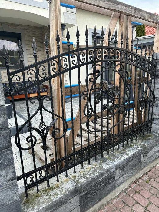 25 m przesla na sprzedaz