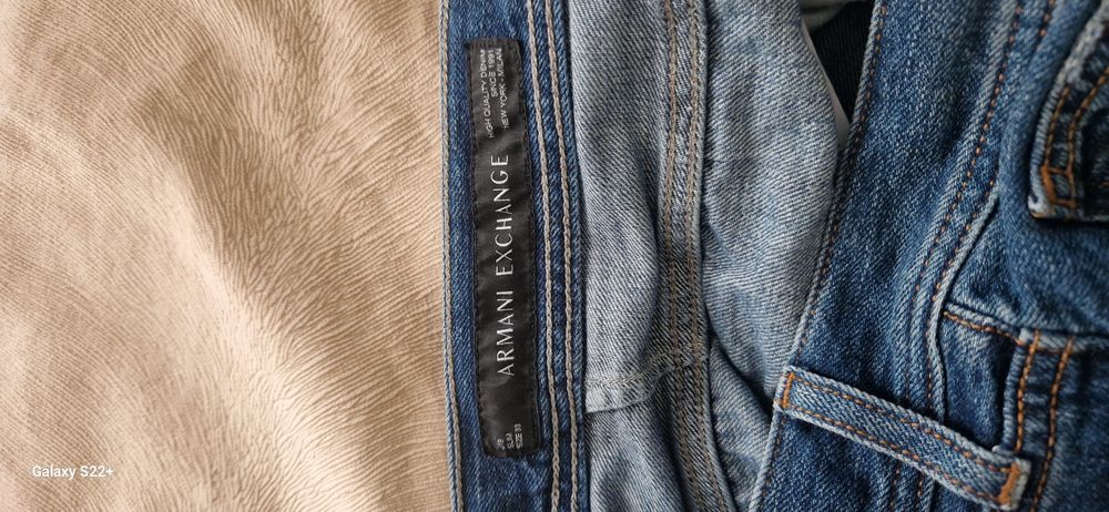 Джинсы  Armani exchange