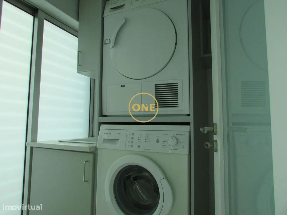 T3 Luxo, junto ao D. Diogo, condomínio privado com piscina e ginásio