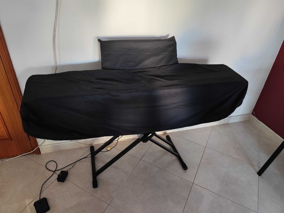 Piano Yamaha P-145 B Black