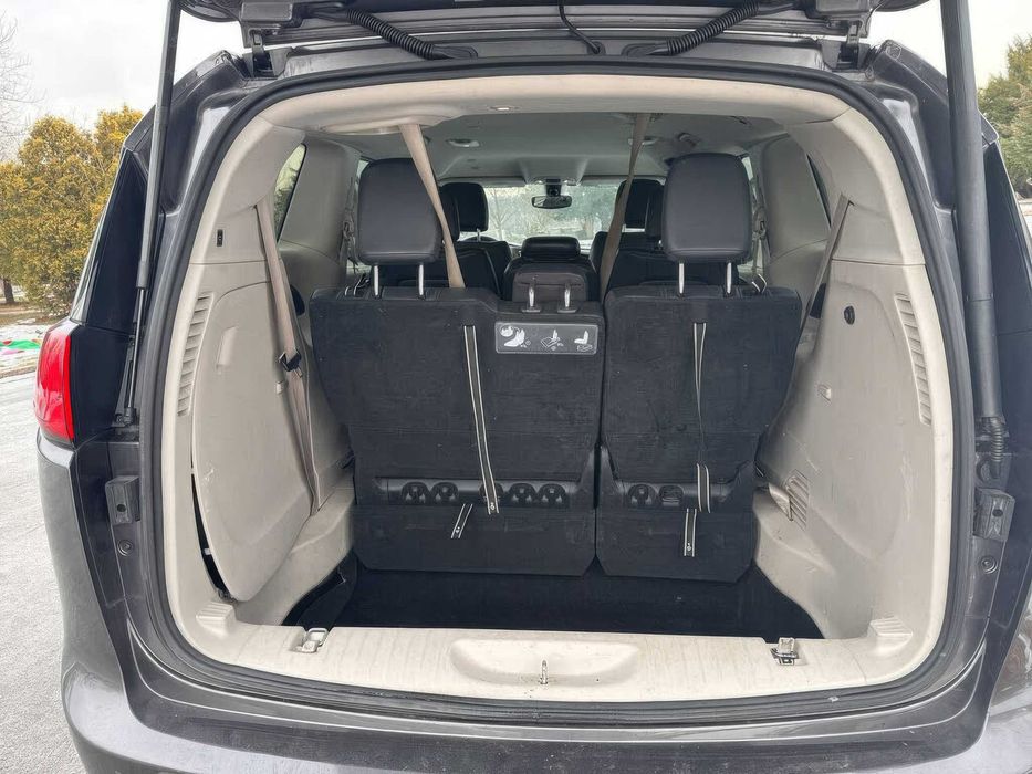 Chrysler Pacifica      2019