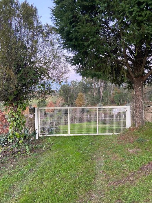 Vende-se quinta em Tibaldinho