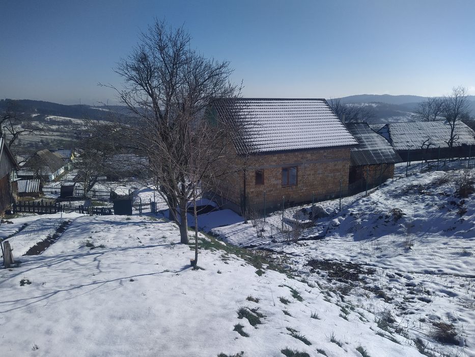 Продається  або обмінюється Будинок с. Кальна ціна договірна