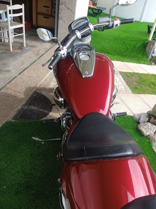 Mota Susuki Intruder 1800