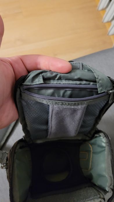 Torba na lustrzankę Case Logic solidna