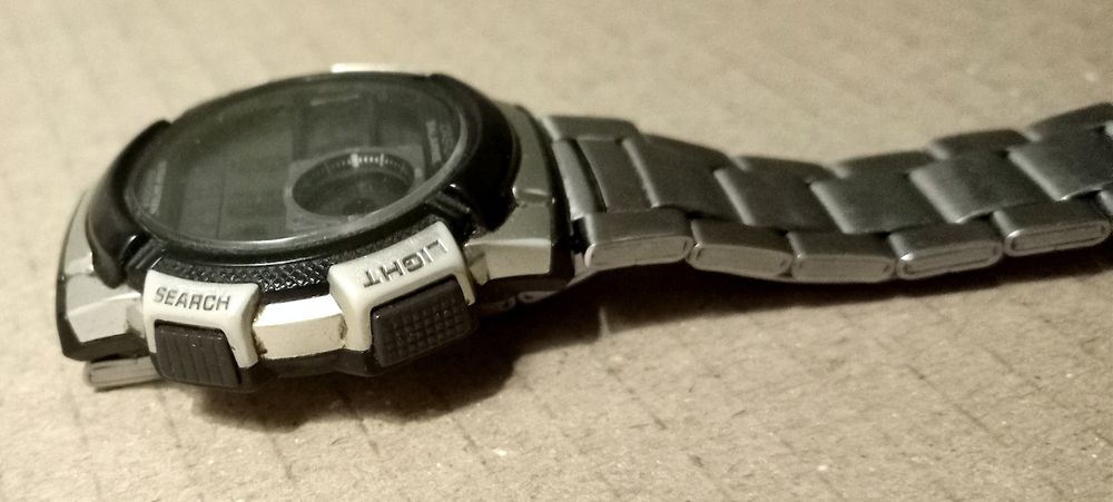 Часы Casio AE1000-W исправны