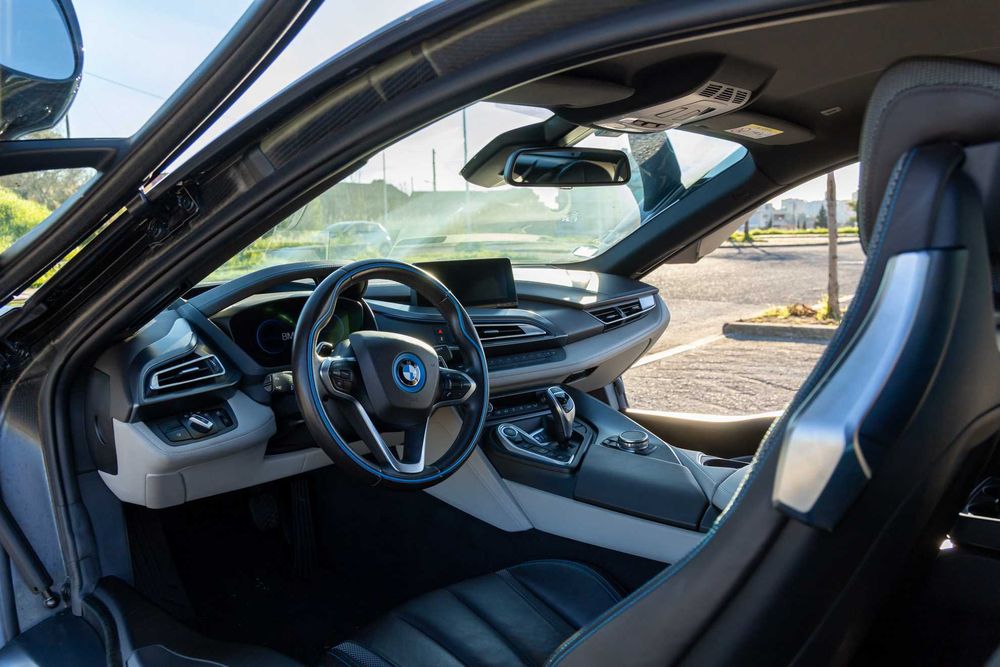 BMW i8 2016 – Nacional - 41000km