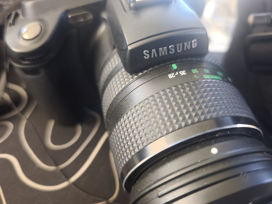Samsung Pro - máquina fotográfica