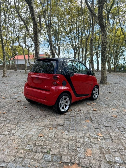 Smart Fortwo 1.0 MHD Automático | 2009 | Pele | CarPlay | Teto Panorâmico — photo 4