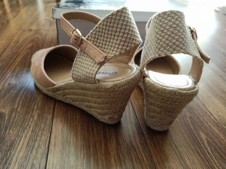 Espadryle różowe na koturnie, rozm.39