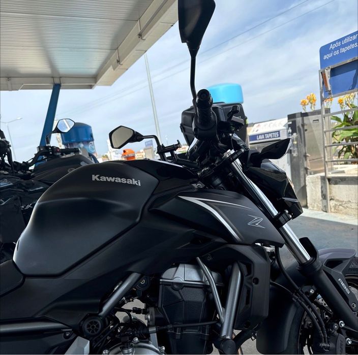 Kawasaki Z 650  Impecável