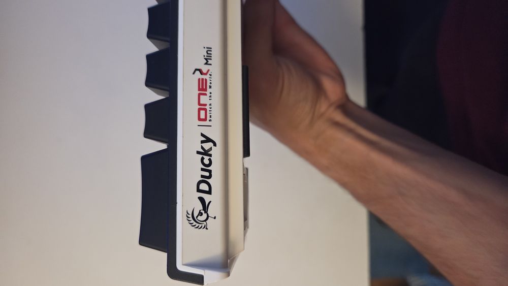 Teclado mecânica Ducky one II mini