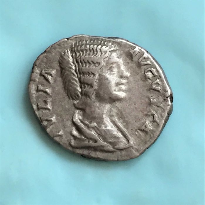 moeda romana  -  denário JULIA DOMNA, 199 dC,  R/ VENVS FELIX - prata