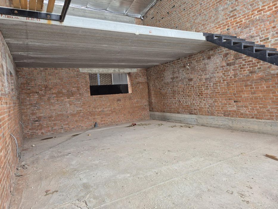 Інвестору - Таунхаус 575 $ м²  1 км до Франківську