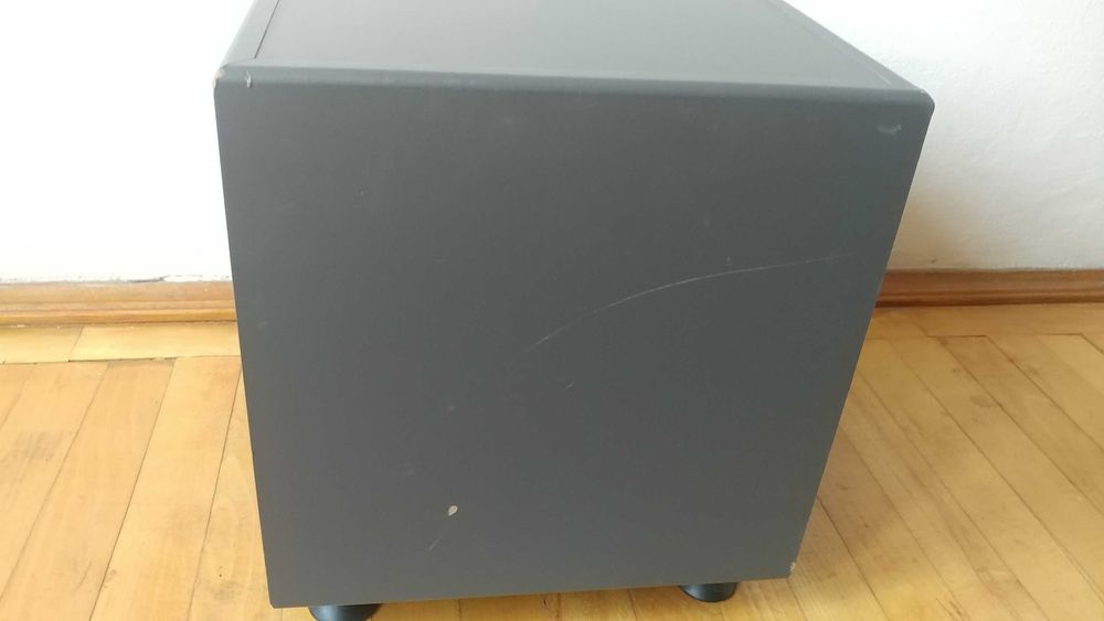 Сабвуфер Creative Gigaworks S750 220 ват