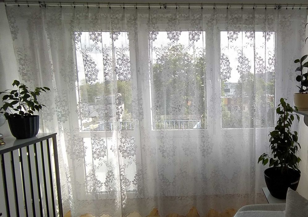 Ładna duża firana 4m x 2,30m